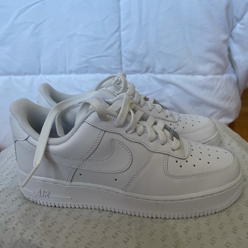 Women’s Air Force 1 ‘07
